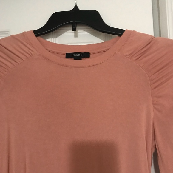 Top - Picture 2 of 2